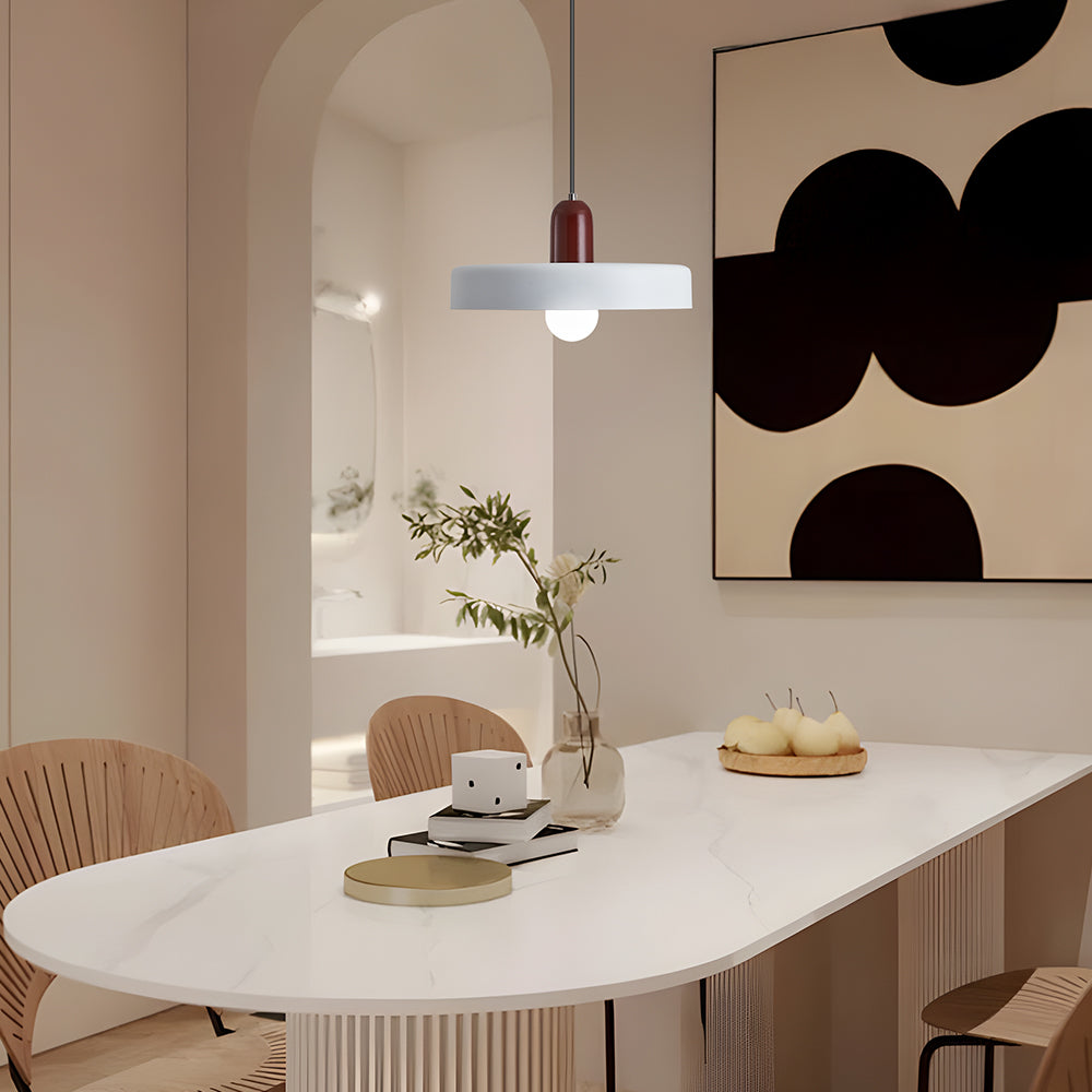 Pendellampe - Moderne designlampe i farverigt jern til spisebordet, køkkenet eller stuen.