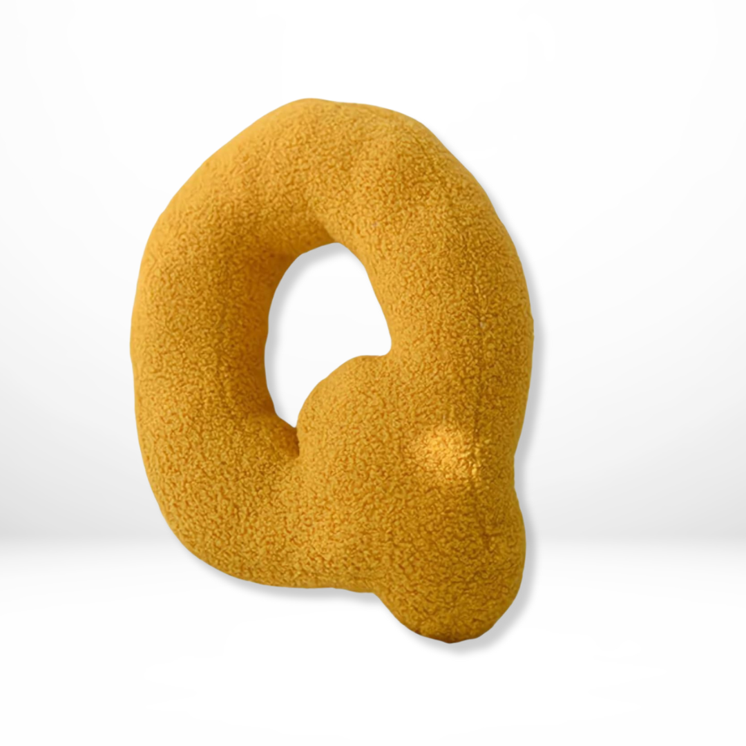 Fluwelen Sædekud med Alfabetbogstaver – Blød og Legende Dekor til Stuen eller Børneværelset