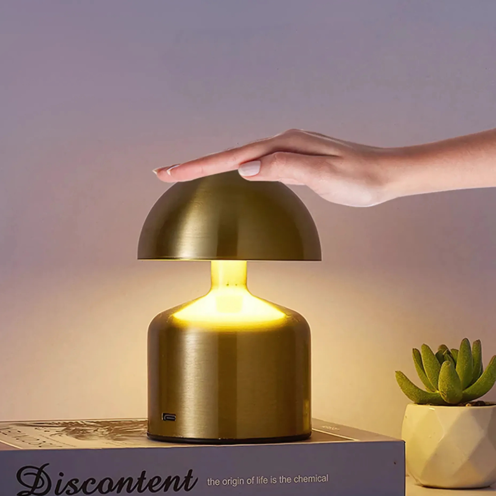 Genopladelig Bordlampe – Retro Svampeform, Metal Finish til Soveværelse eller Stue