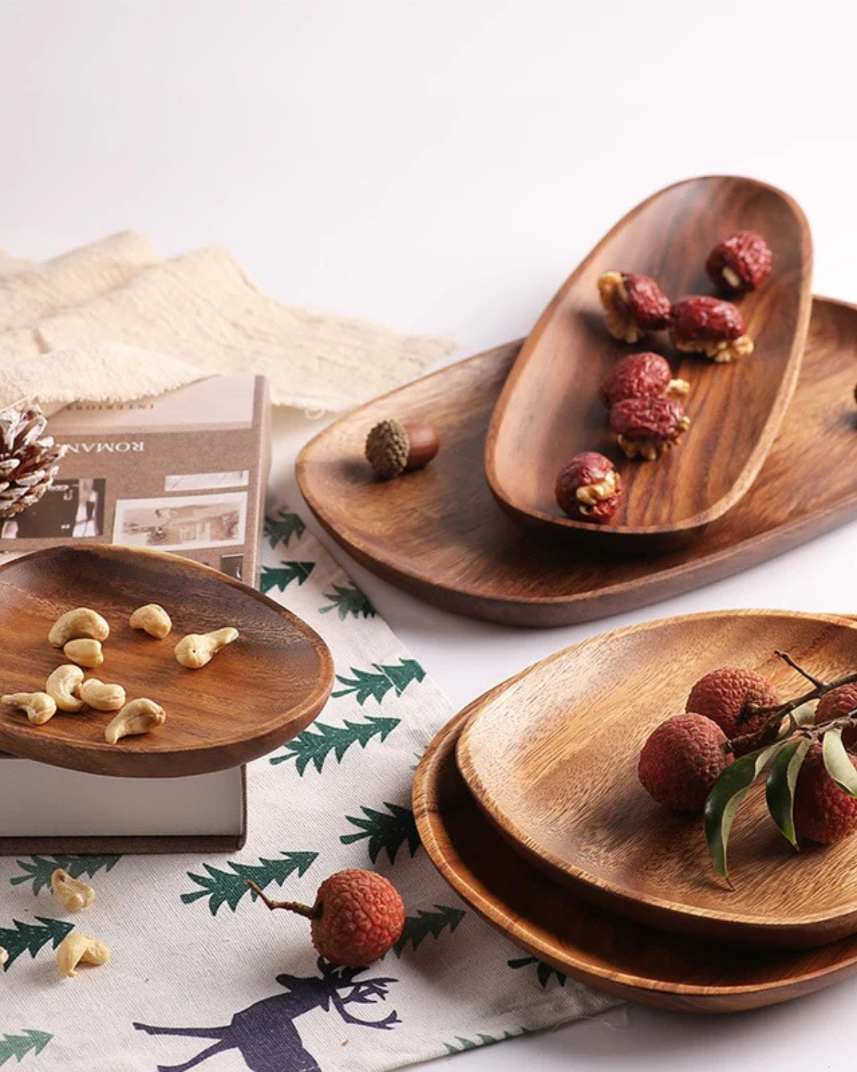 Træ Serveringsbræt Sæt – Naturlig Akacia, Rustik Stil til Køkken eller Spisebord