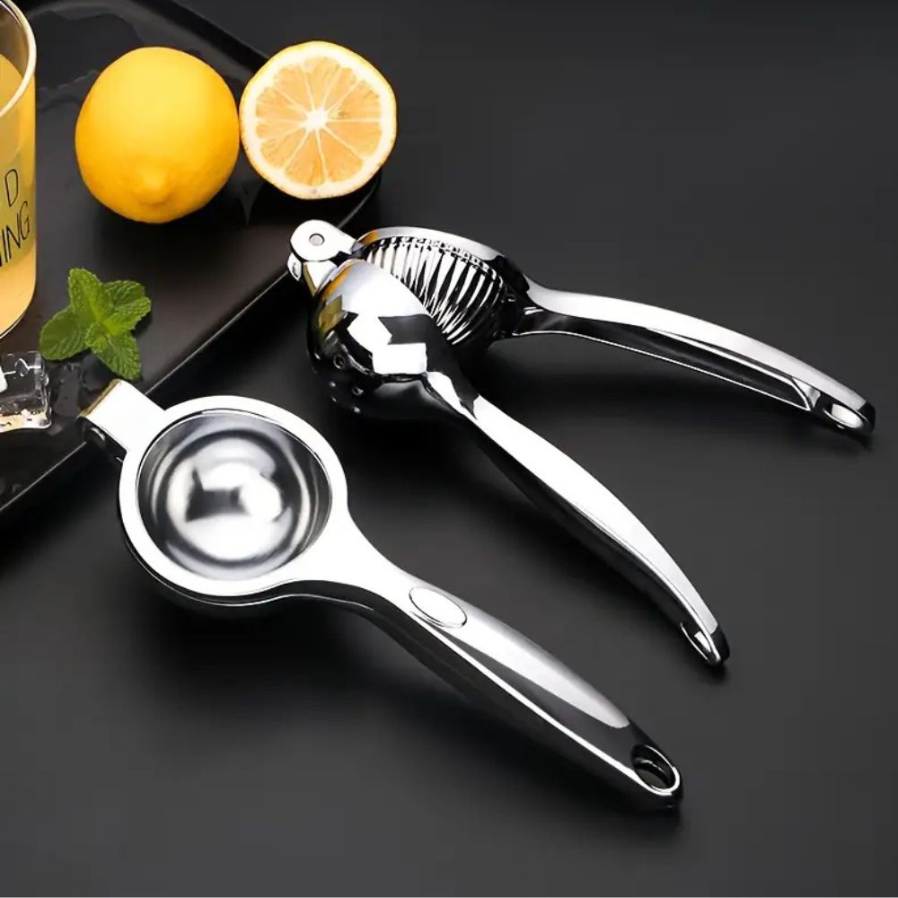 Citrus squeezer in stainless steel – steel brush, ergonomic design for kitchen and beverages