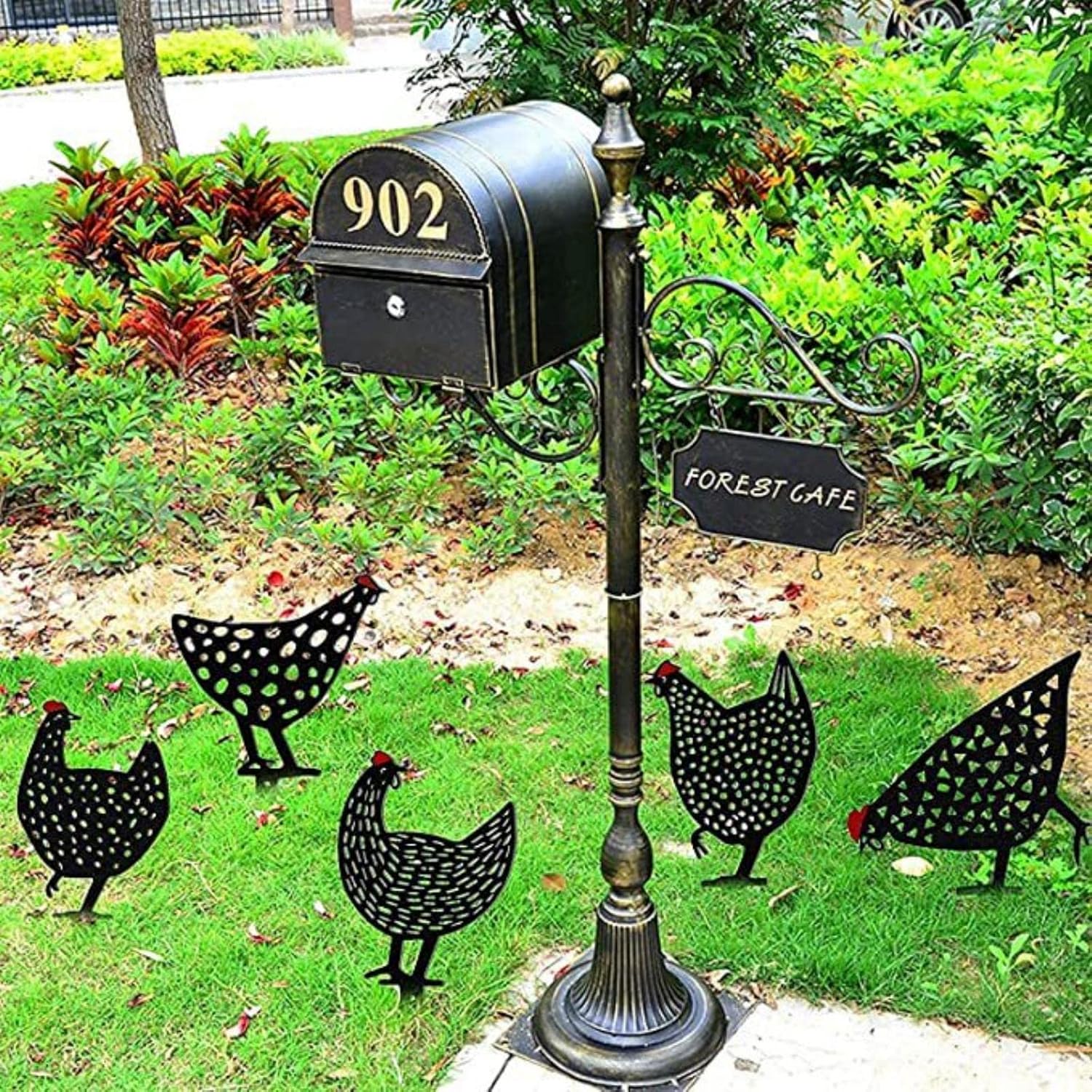 Decorative metal chicken – stainless steel, durable design for garden or patio