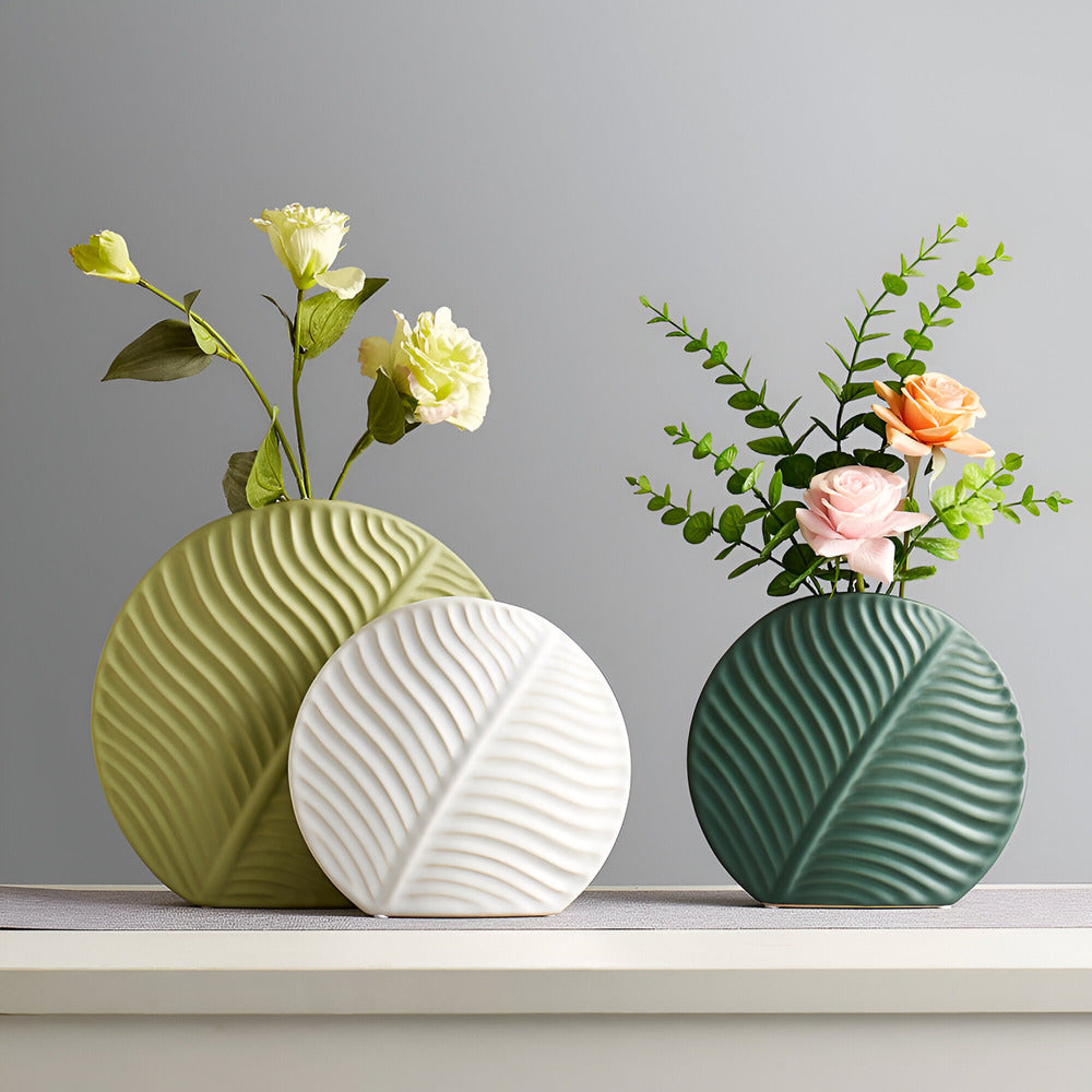 Keramisk Vase – Håndlavet, Neutral, Minimalistisk Design til Blomster eller Borddekoration