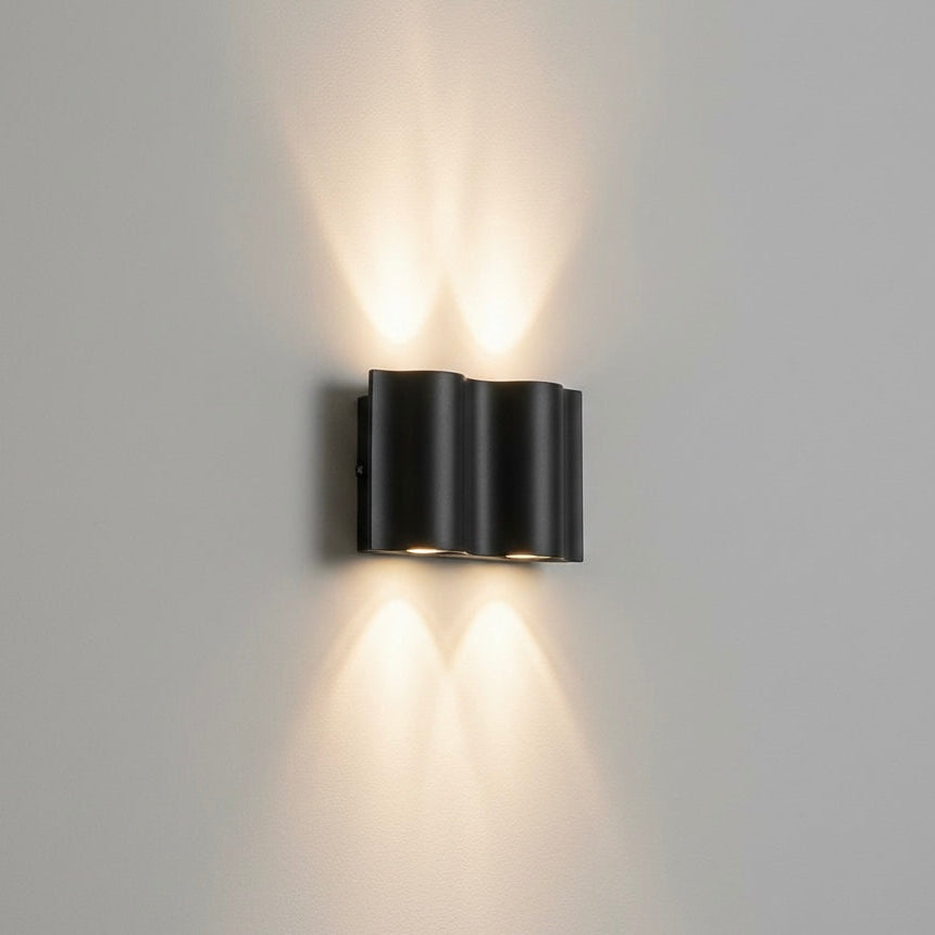 Væglampe til Udendørsbrug – Aluminium, Moderne Design til Terrasse eller Indgang