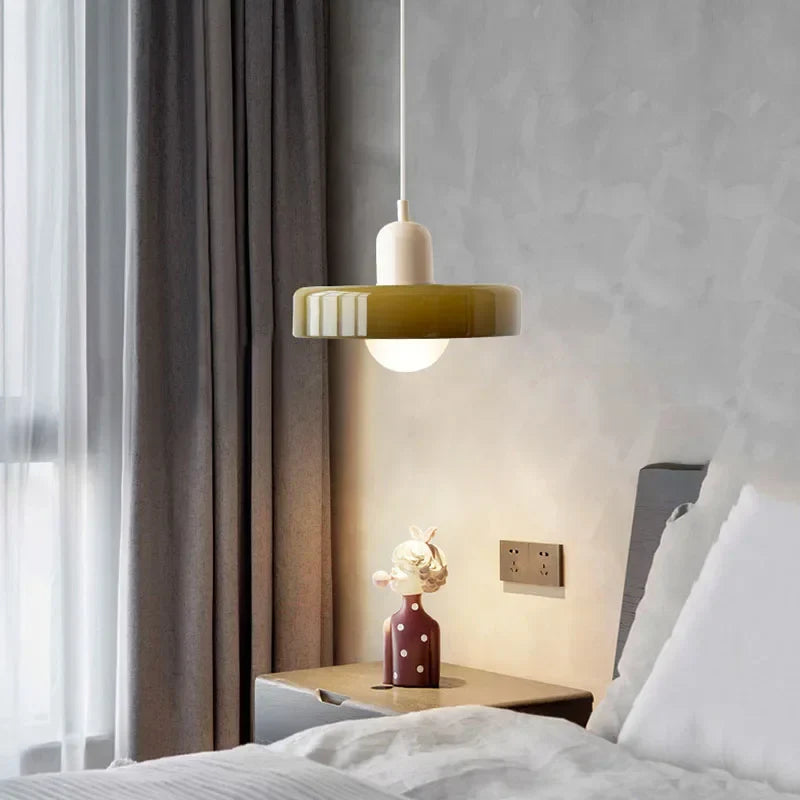 Glass Pendant Lamp – Elegant Flowerpot Style for Atmospheric Lighting in the Dining Room or Bedroom