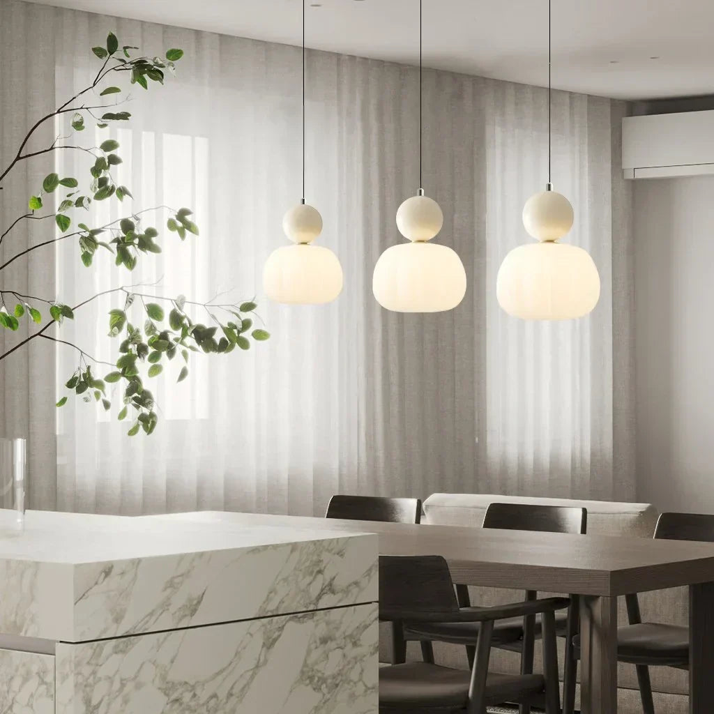 Art Deco-hanglamp – crèmekleurig metaal, Bauhaus-ontwerp voor in de woon- of eetkamer
