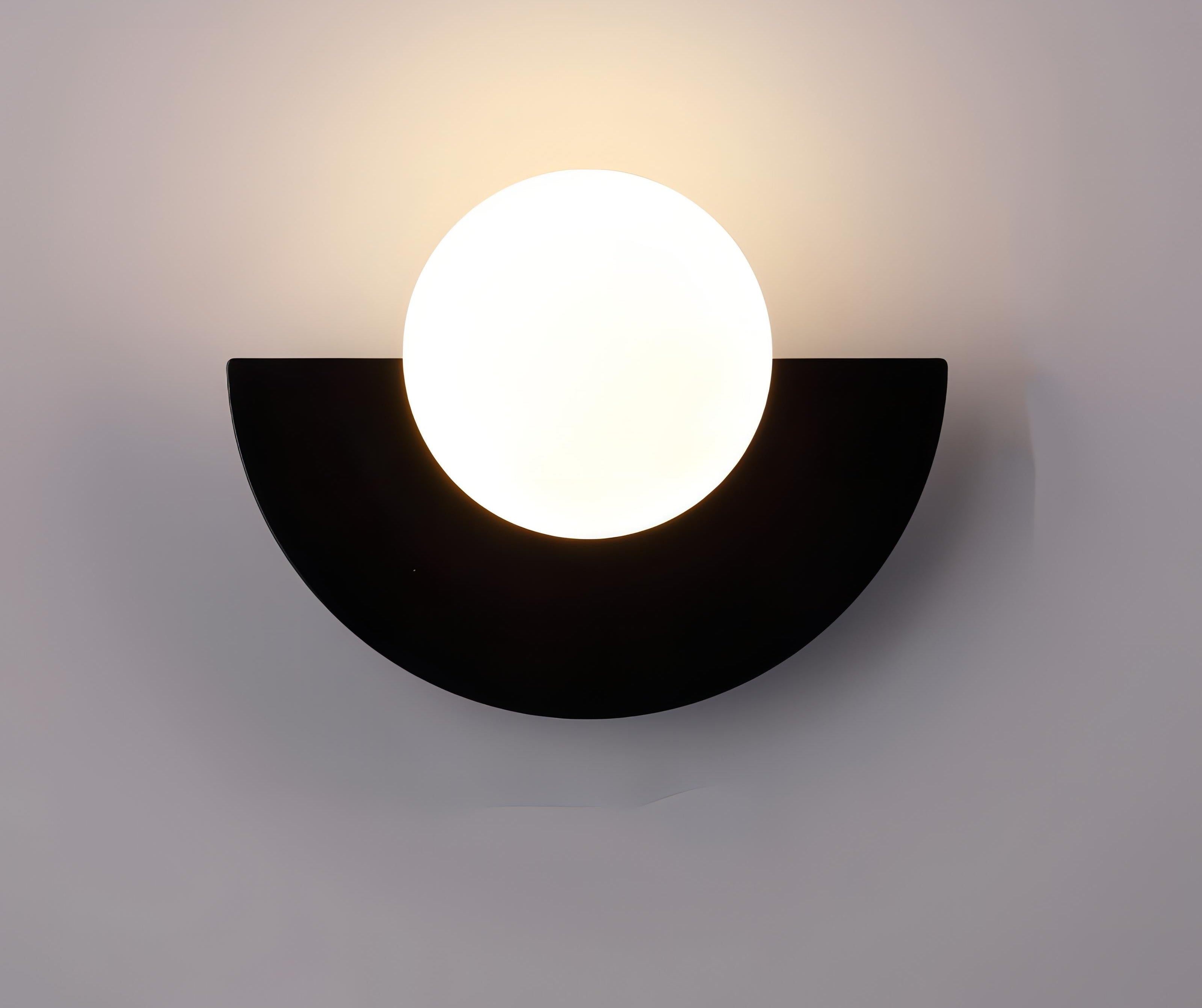 Half Moon wall lamp – metal and PVC, Nordic design in 6 colors for living room or bedroom