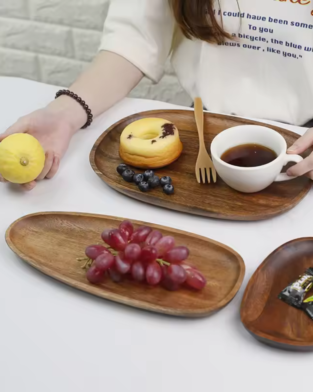 Træ Serveringsbræt Sæt – Naturlig Akacia, Rustik Stil til Køkken eller Spisebord