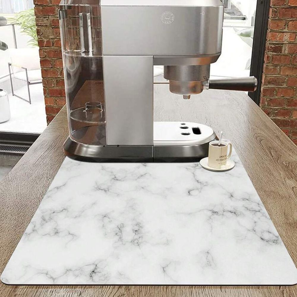 Marmorprint Opvaskemåtte – Sort og Hvid, Stilfuld Trok til Køkken eller Kaffeområde