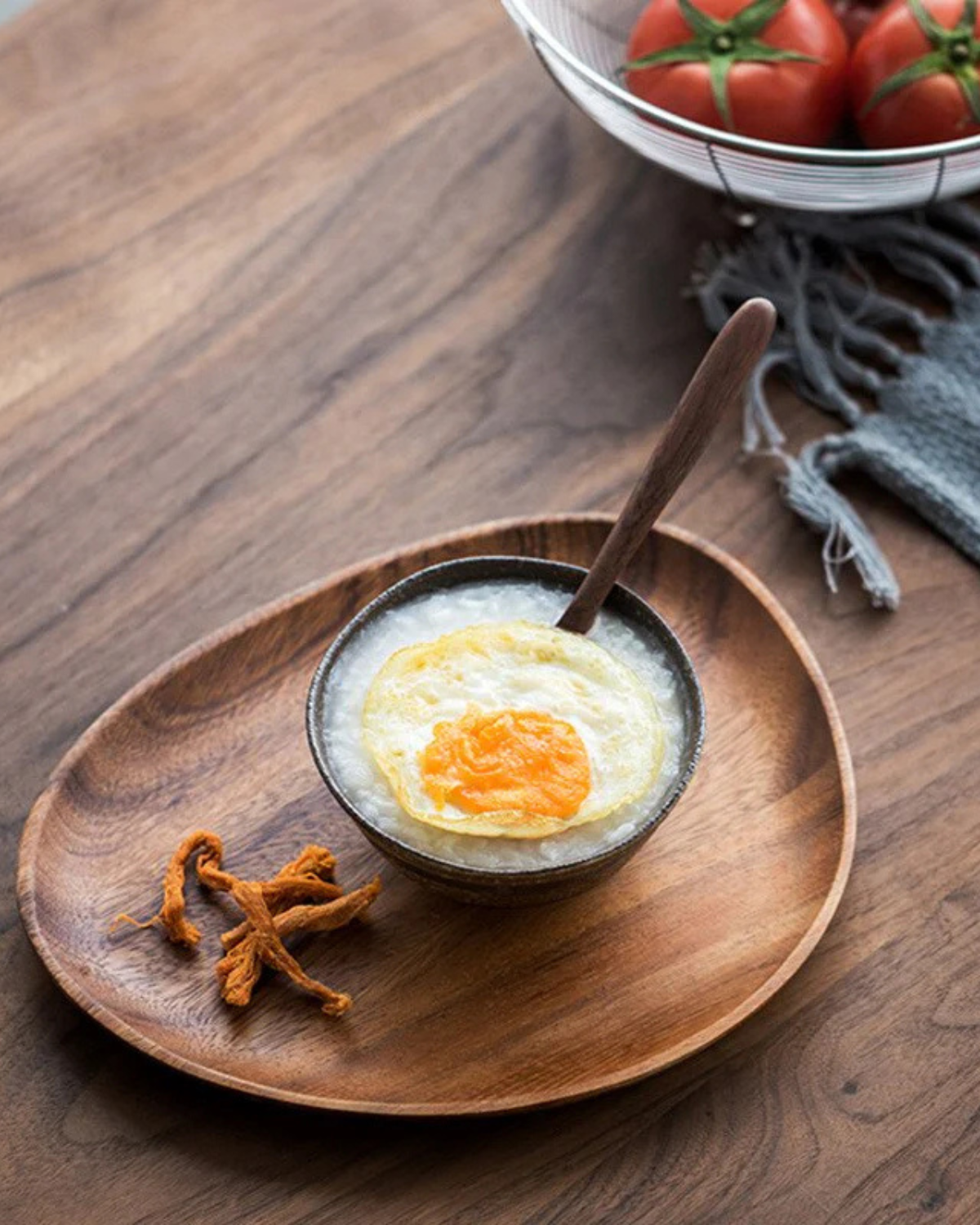 Træ Serveringsbræt Sæt – Naturlig Akacia, Rustik Stil til Køkken eller Spisebord