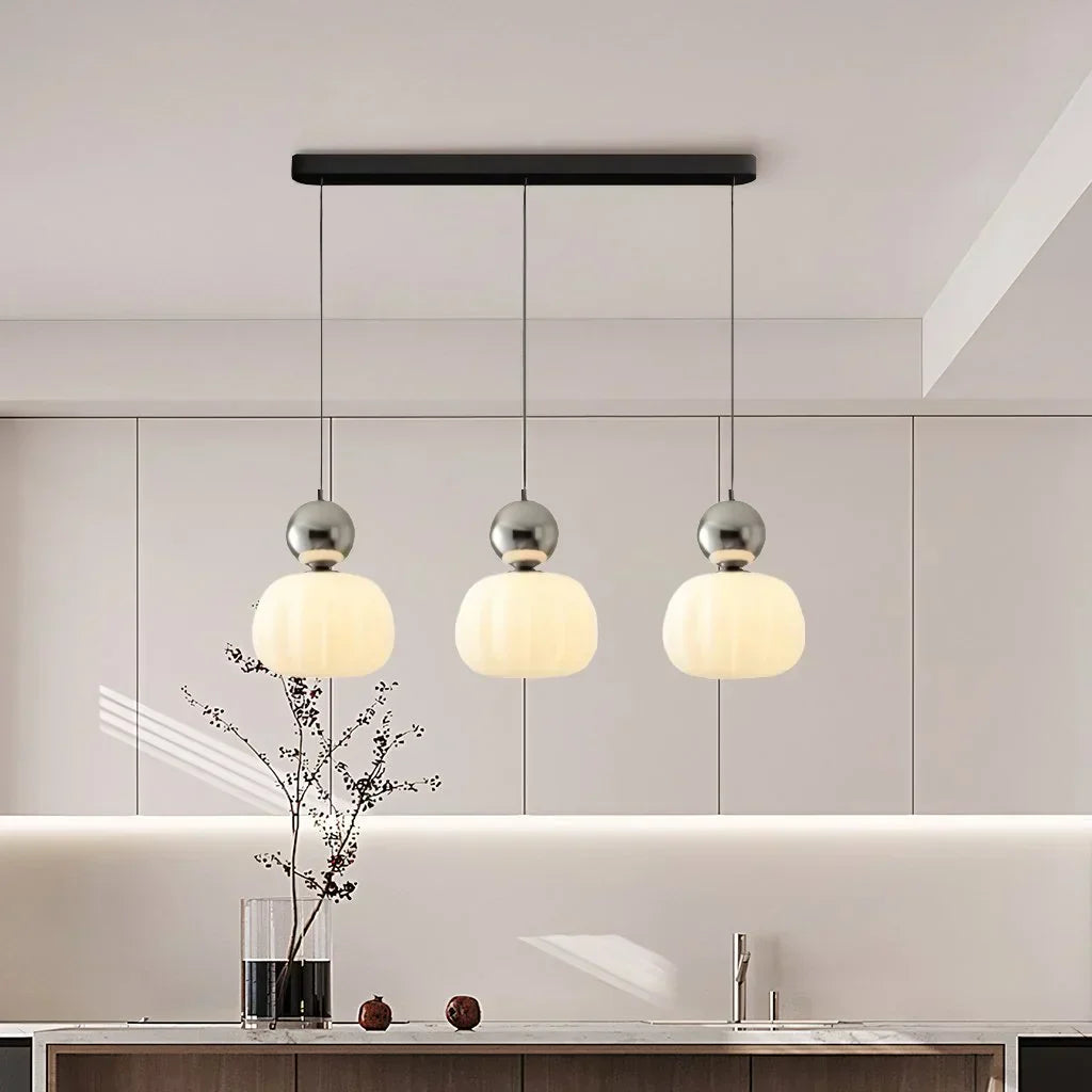 Art Deco-hanglamp – crèmekleurig metaal, Bauhaus-ontwerp voor in de woon- of eetkamer