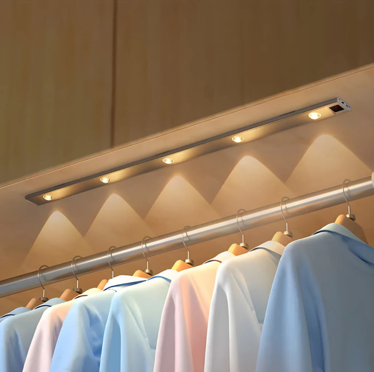 LED-væglampe med bevægelsessensor – hvid, dæmpbart design til entré, trappe eller soveværelse