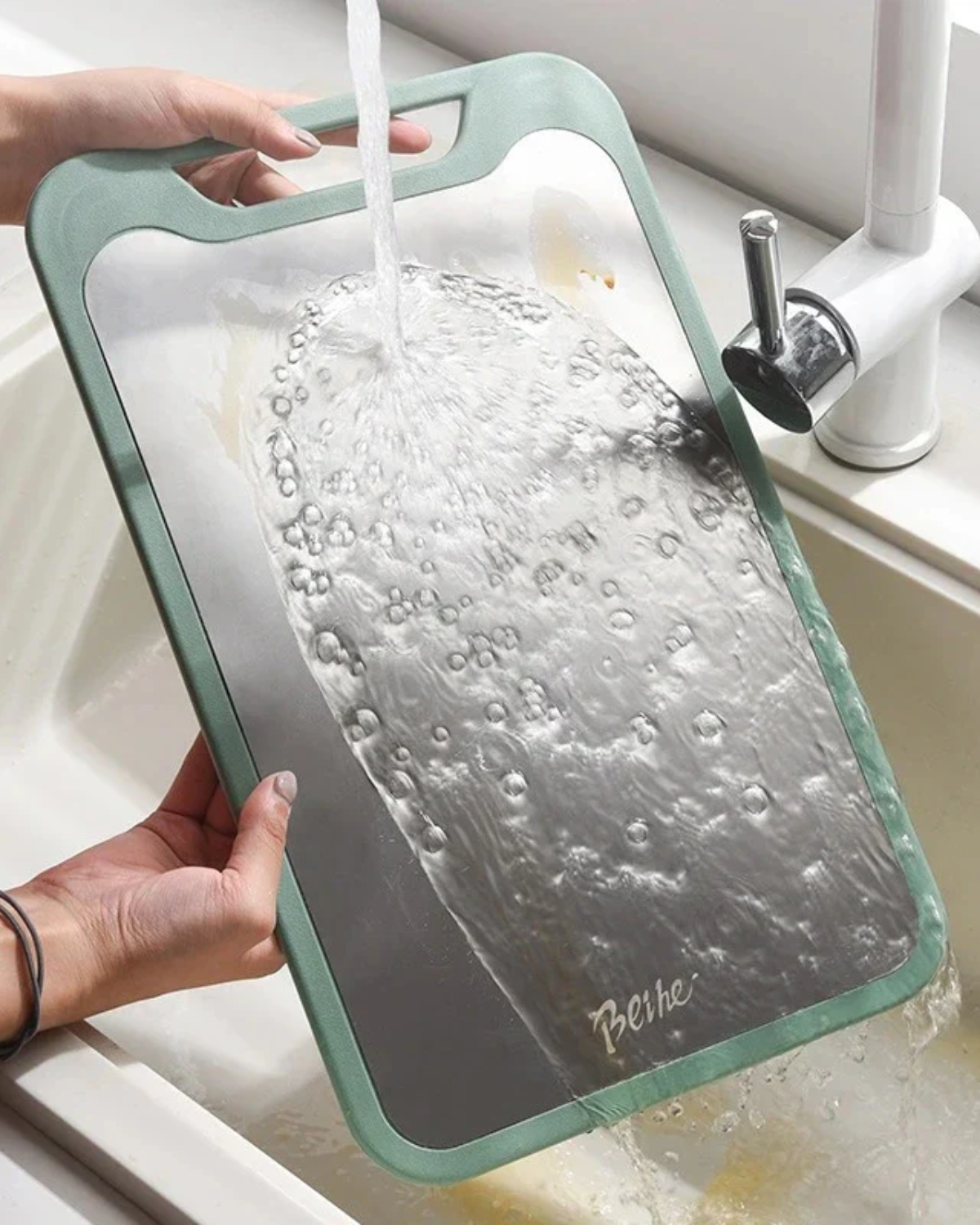 RVS Skærebræt – Dobbelt Sidet, Sølv, Moderne Design til Effektive Køkkenforberedelser