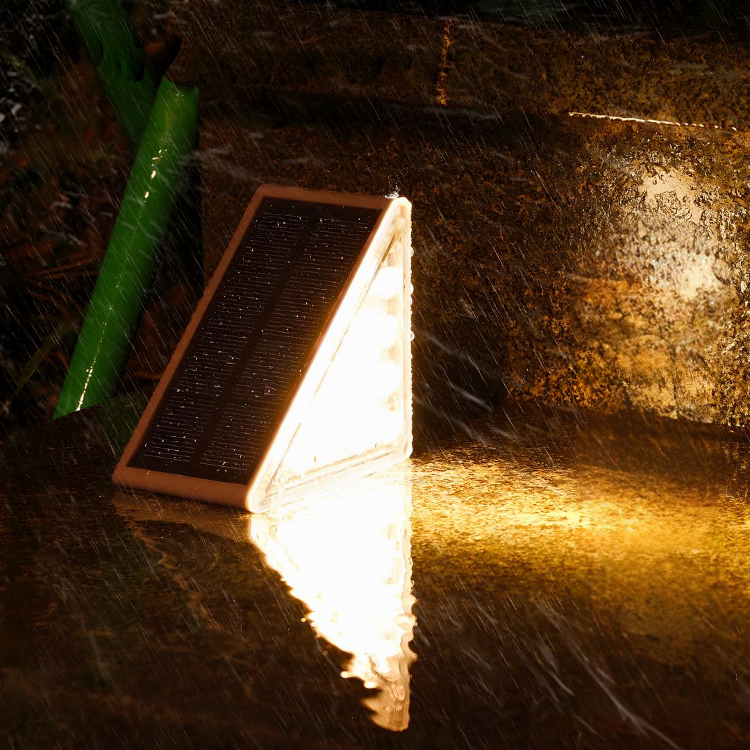 Solar-Powered Stair Lighting – Warm White, Weather-Resistant Design for Outdoor Covering or Terrace
