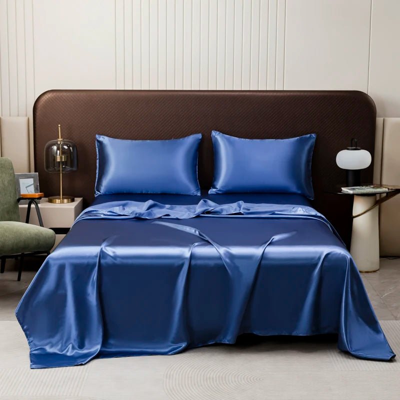 Satijnen lakenset – Lichtgewicht, verkoelende satijn in zachtblauw voor een comfortabele nachtrust in de slaapkamer