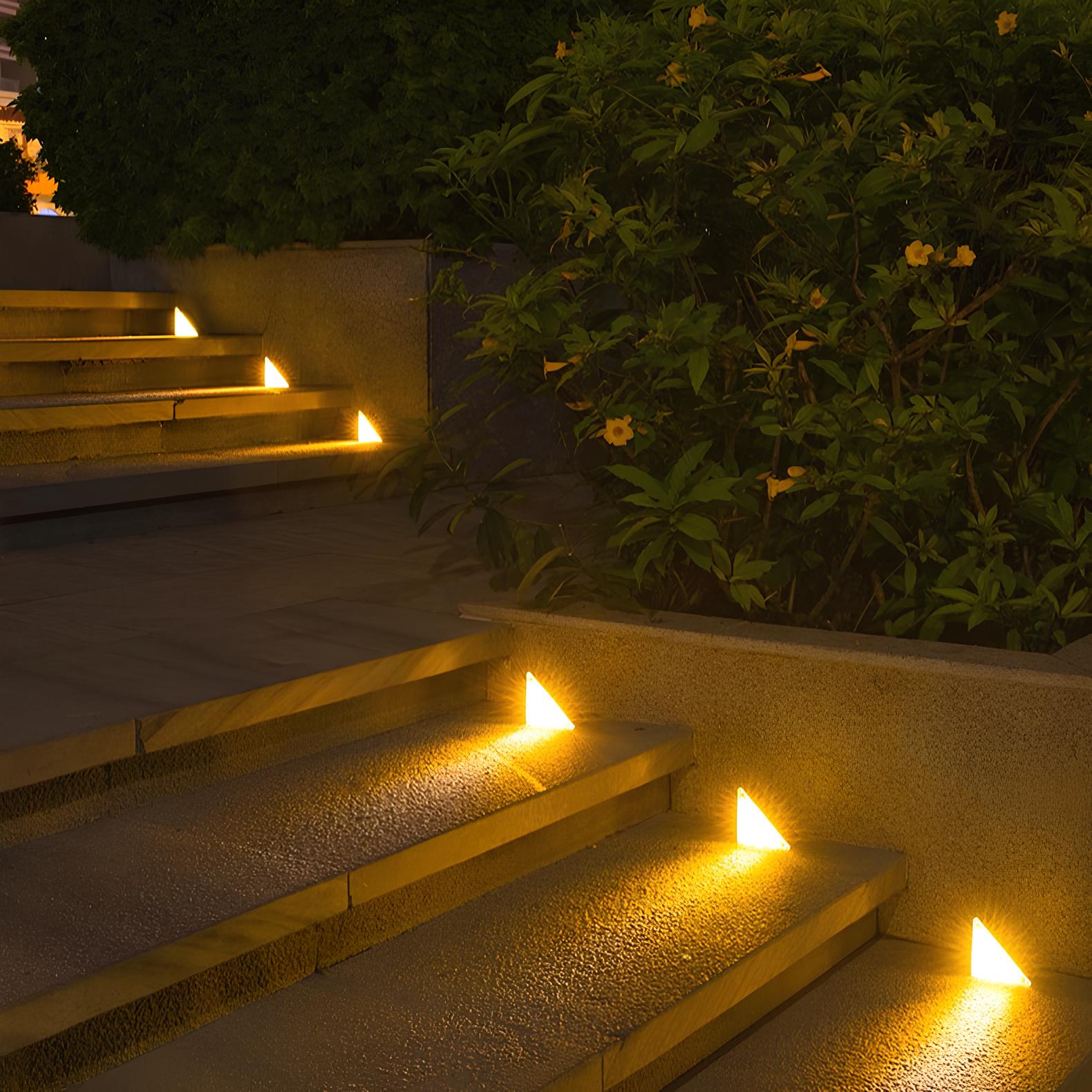 Solar-Powered Stair Lighting – Warm White, Weather-Resistant Design for Outdoor Covering or Terrace