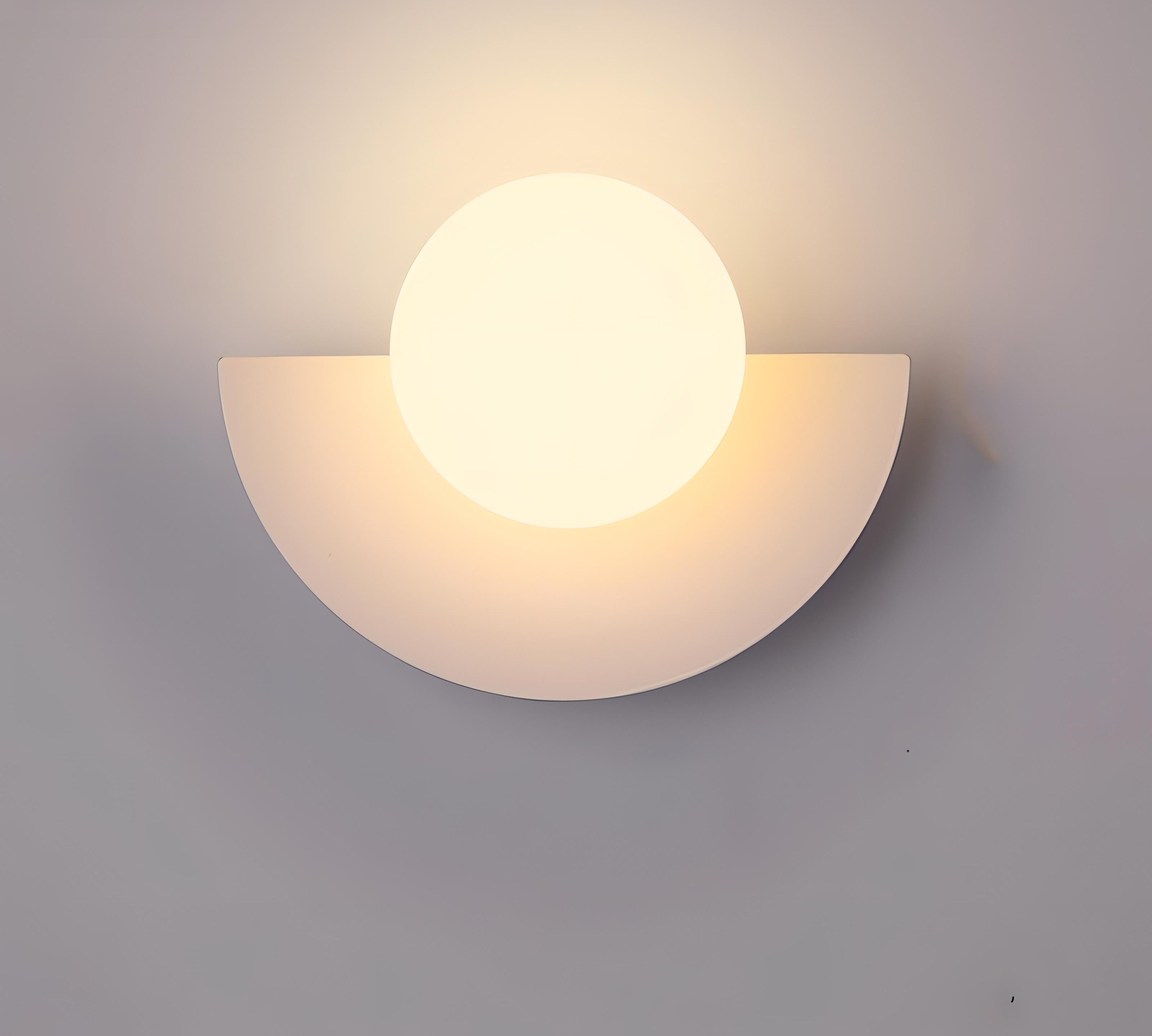 Half Moon wall lamp – metal and PVC, Nordic design in 6 colors for living room or bedroom